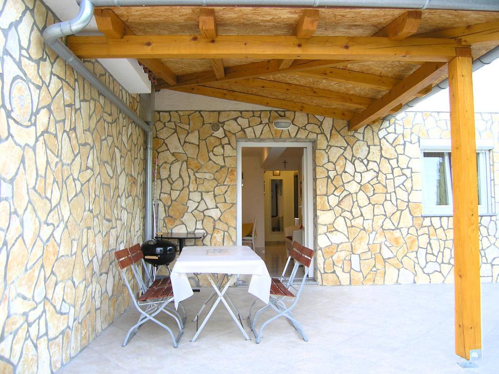 Apartment Martina Krk Town Esterno foto